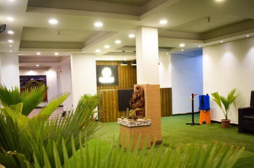 ホテル Grg Grand Resort Puri Sea View Room   With Spacious And Luxury Room   Lift And Parking Facilities Wi