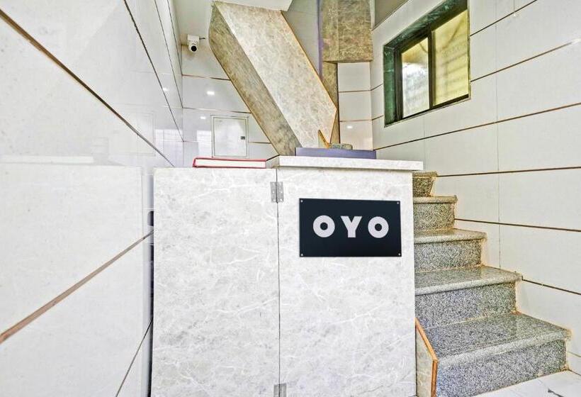 هتل O Tanvi Guest House