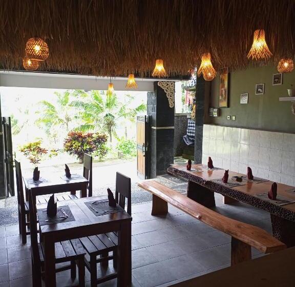 פנסיון Bali Praya House