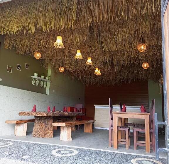 פנסיון Bali Praya House