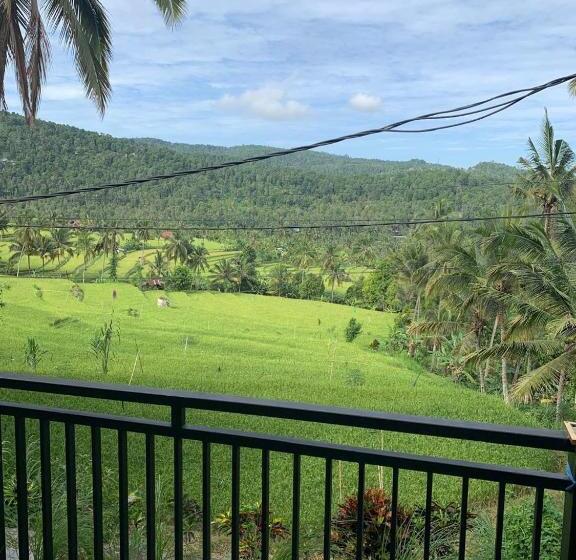 פנסיון Bali Praya House