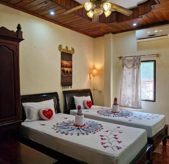 منتجع Wooden House