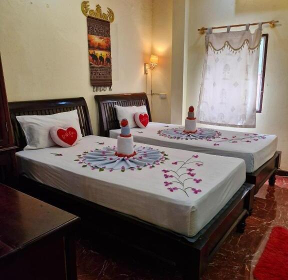 منتجع Wooden House