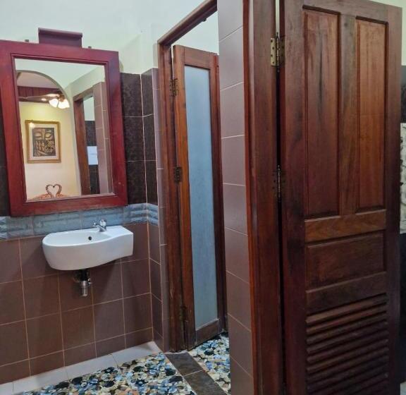 منتجع Wooden House