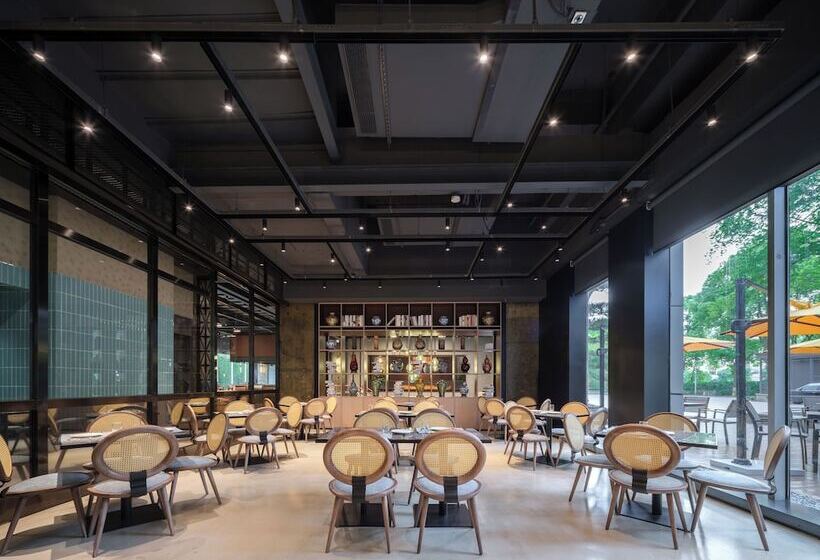 Shanghai T Plus Hotel Residence