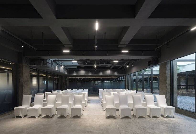 Shanghai T Plus Hotel Residence