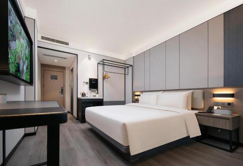 Atour X Hotel Ningbo Railway Station North Square