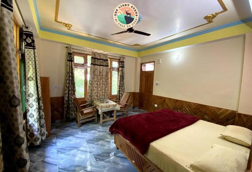 Bhoj Hotel X One Light Stays