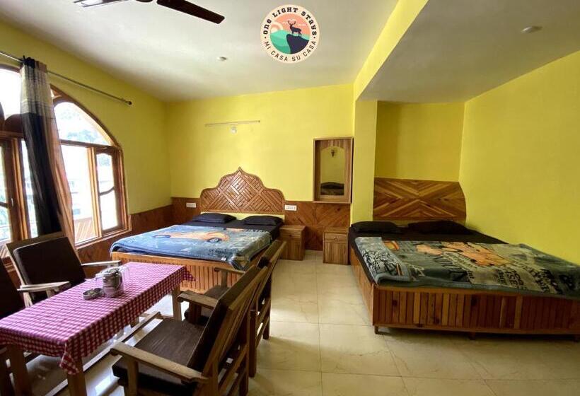 Bhoj Hotel X One Light Stays