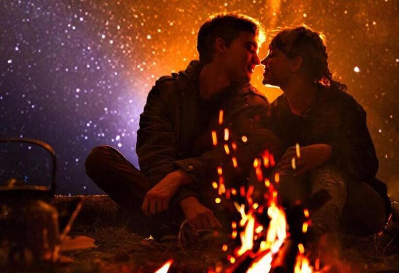 Golden Sandstone Hotel Safaris