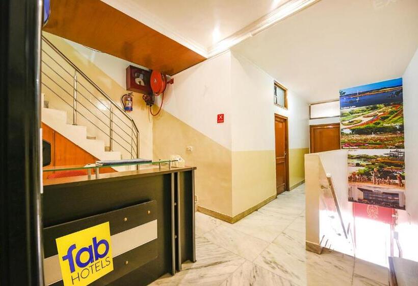 酒店 Fabexpress Skylark