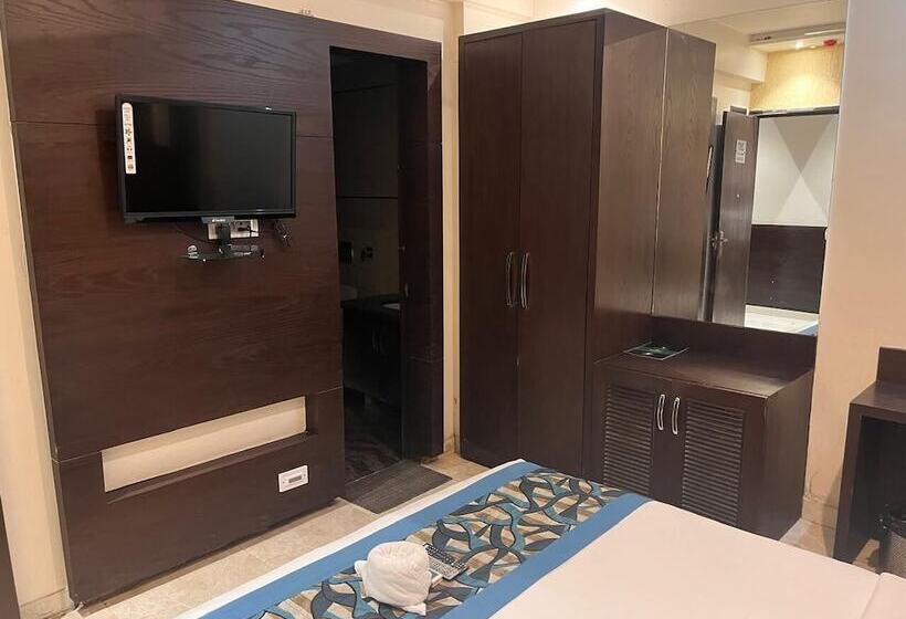 فندق Jodha The Great