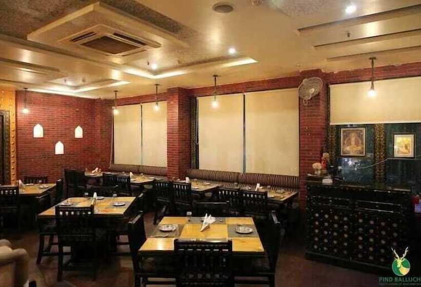 فندق Jodha The Great