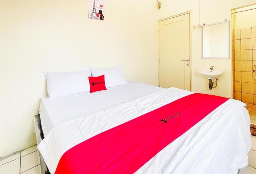 酒店 Reddoorz Near Soekarno Hatta Airport 3