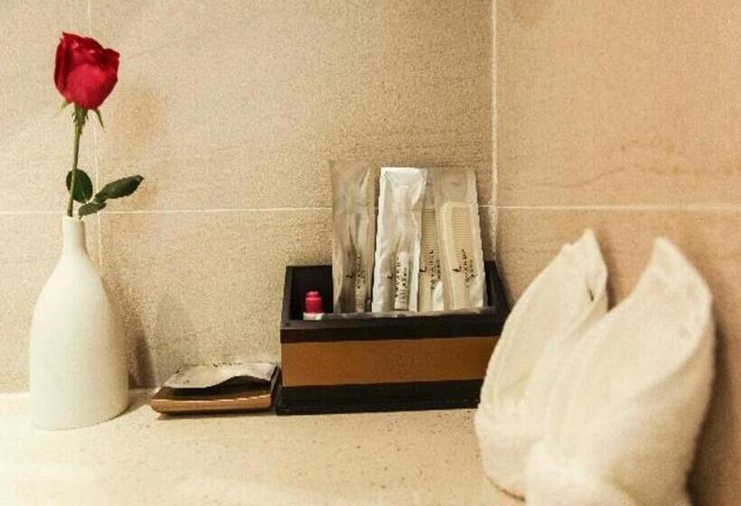 Lavande Hotel Yichang Railway East Station Branch