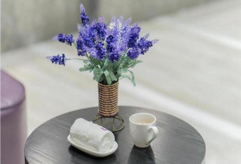 Lavande Hotel Yichang Railway East Station Branch