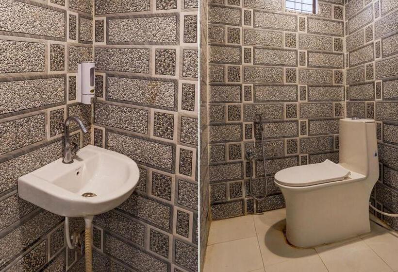 O J.k Hotel And Resturant