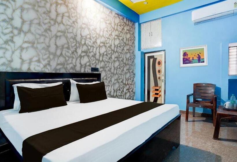 O J.k Hotel And Resturant