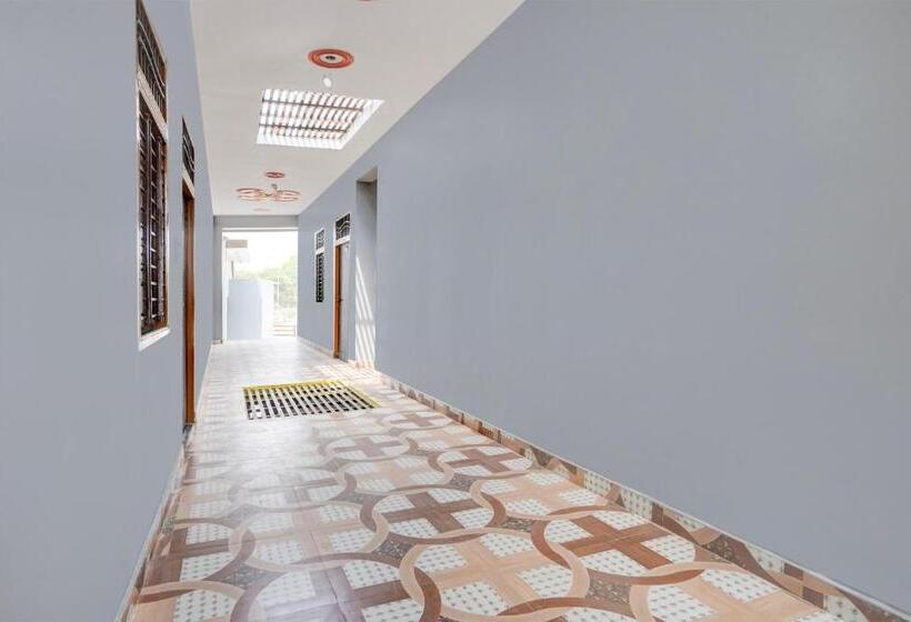 O J.k Hotel And Resturant