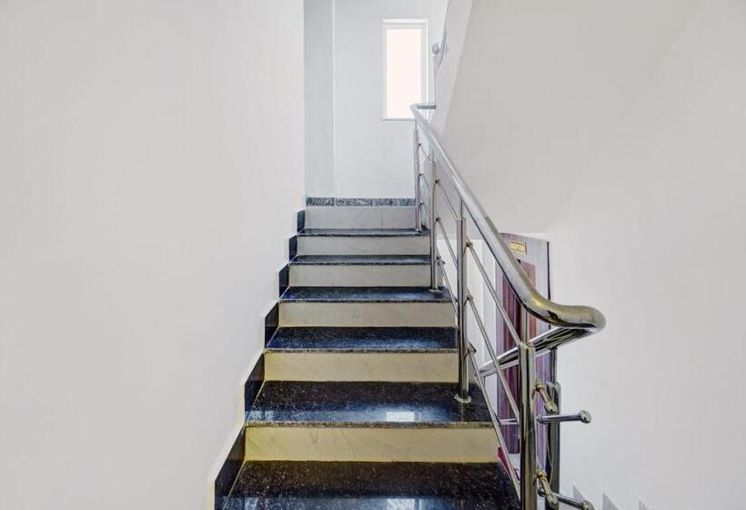 Super Oyo Flagship Hotel Singh Residency