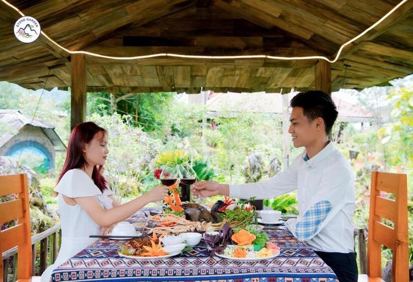 تختخواب و صبحانه Stone Garden Resort & Spa