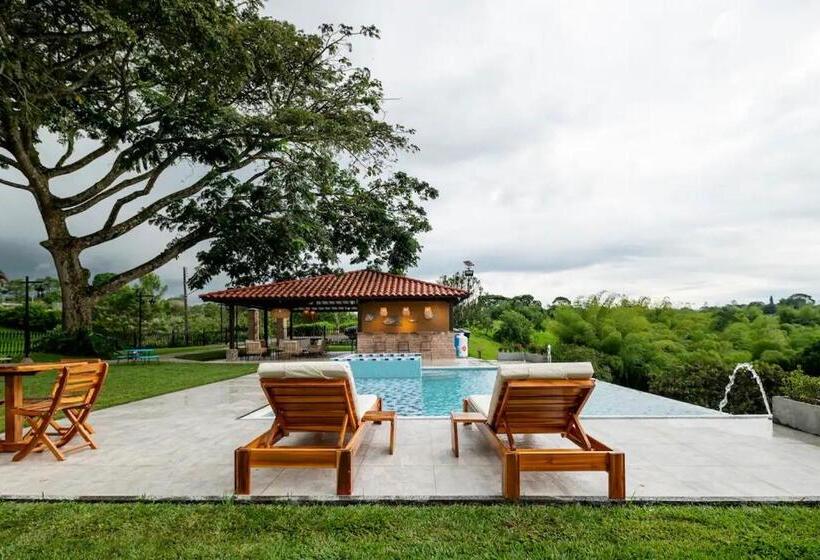 Отель Finca Tesorito