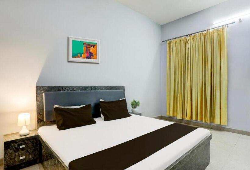 ホテル Oyo Flagship Highway 34