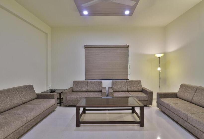 בית מלון כפרי Palette   Atithi Resort