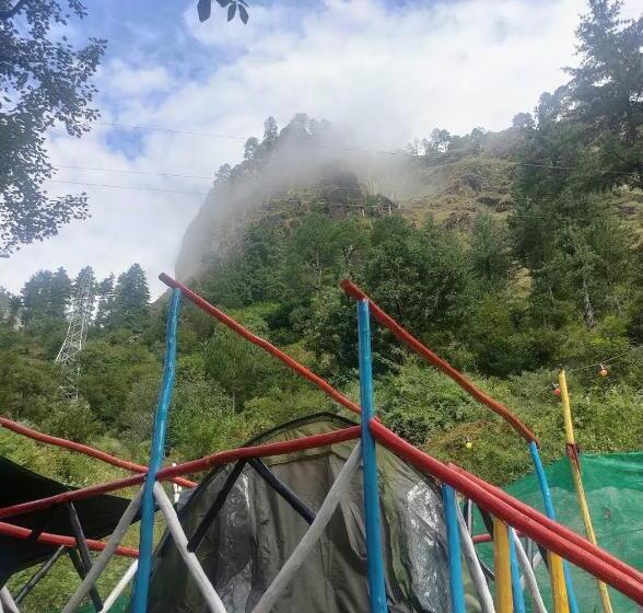 Bed and Breakfast Mountain Gems Camps And Cafe