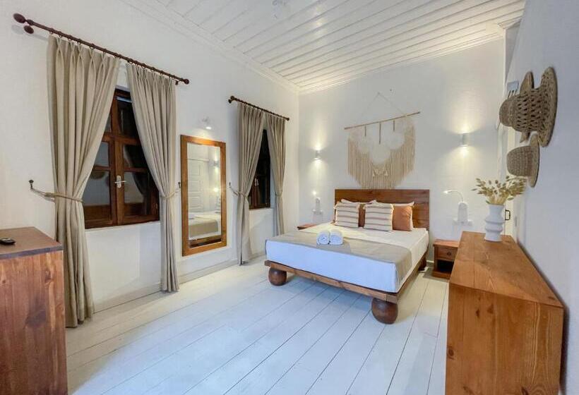 فندق Ni̇yama Mari̇na Butik