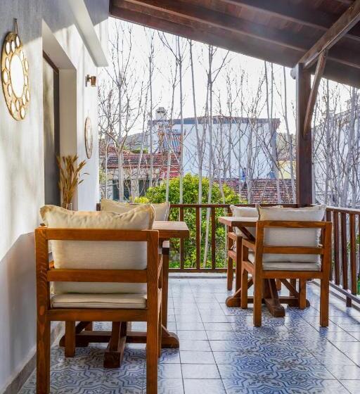 فندق Ni̇yama Mari̇na Butik