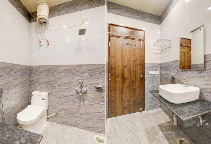 Super Hotel O The Ashiyana Stay