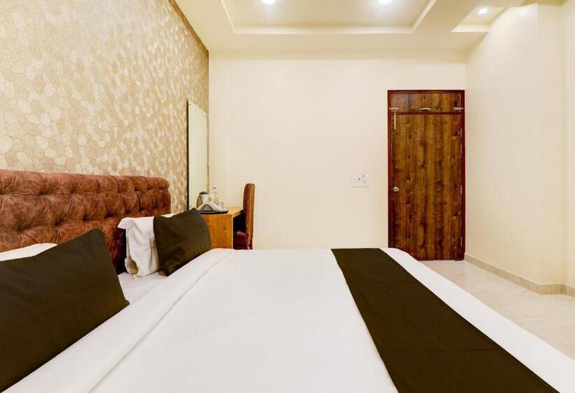 Super Hotel O The Ashiyana Stay