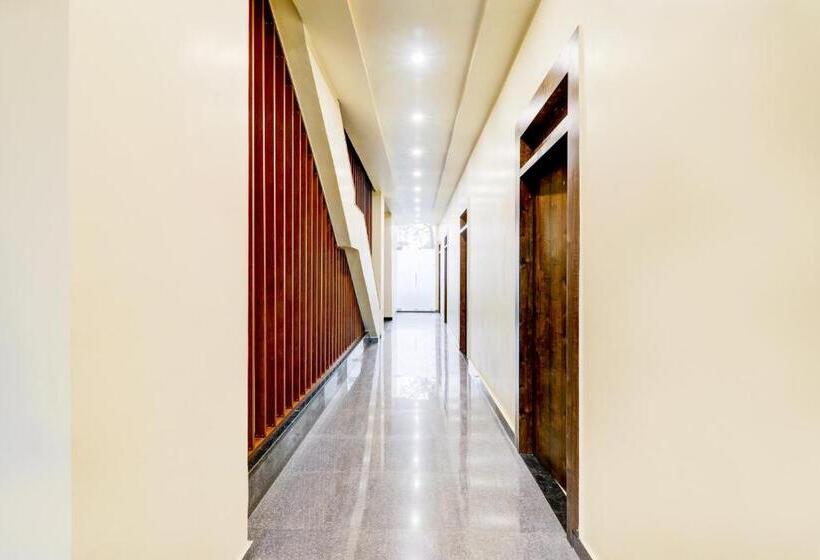 Super Hotel O The Ashiyana Stay