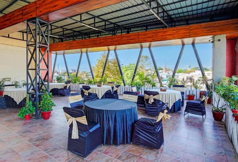 בית מלון כפרי Super Townhouse Prince Chowk Near Railway Station