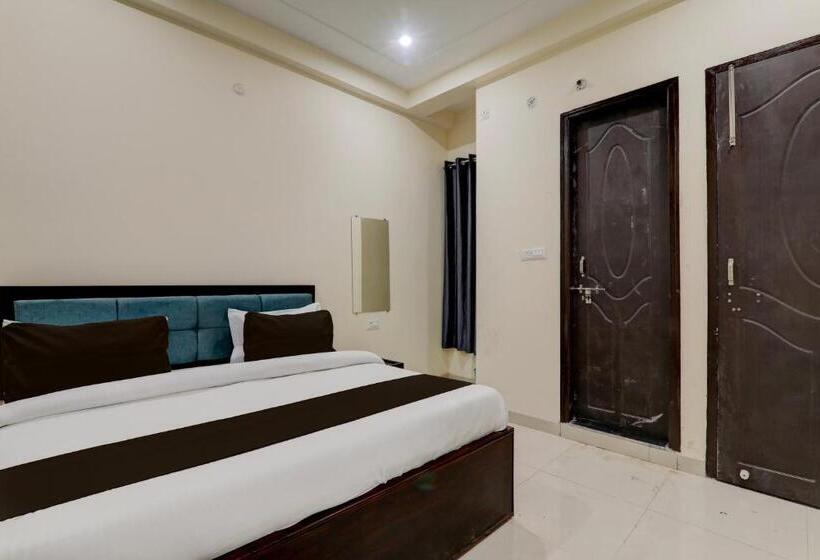 Oyo Flagship Hotel Jp International