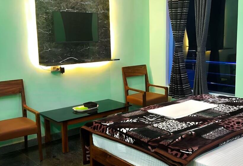 Yelagiri Goldhill Resort