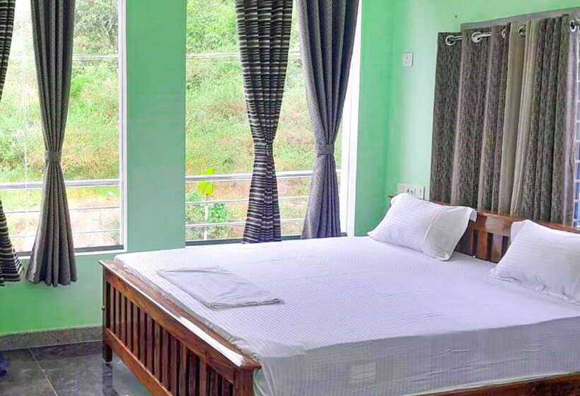 Yelagiri Goldhill Resort
