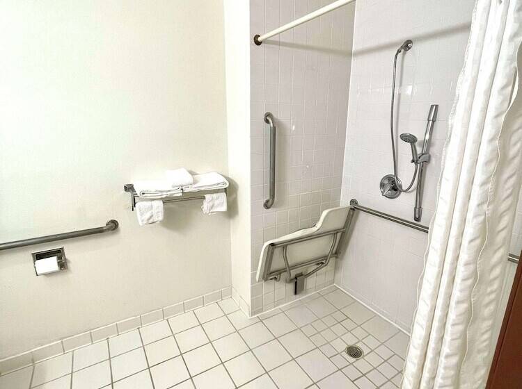 فندق Surestay By Best Western Prince Frederick