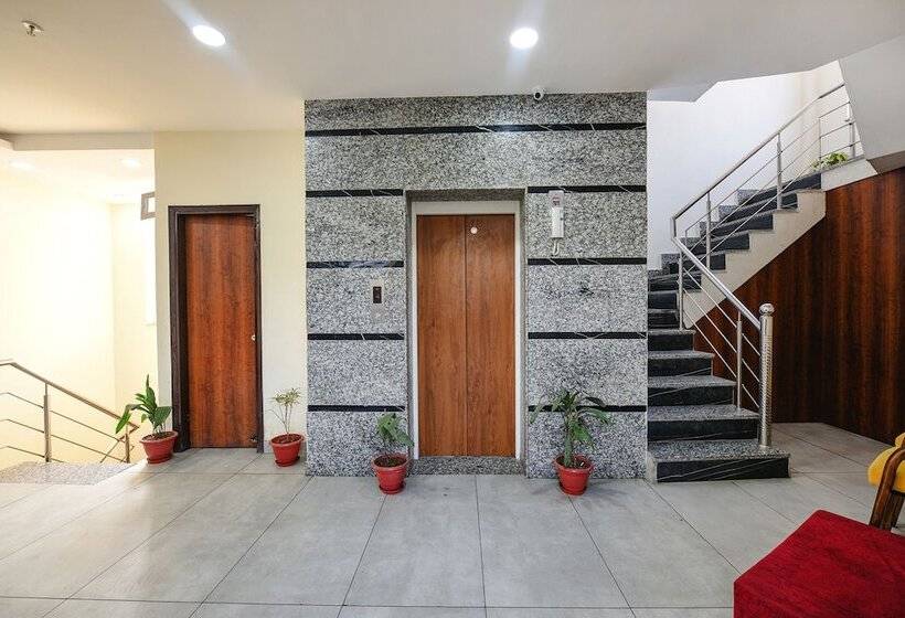 Fabhotel Hc Dream Majestic