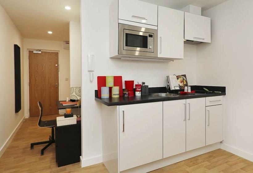 Общежитие Keele House