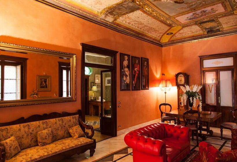 민박 Palazzo Melluso Luxury Suite