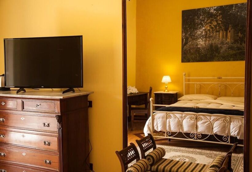 민박 Palazzo Melluso Luxury Suite