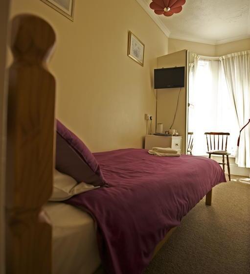 تختخواب و صبحانه Bay Cottage Guest House  Child Free Zone