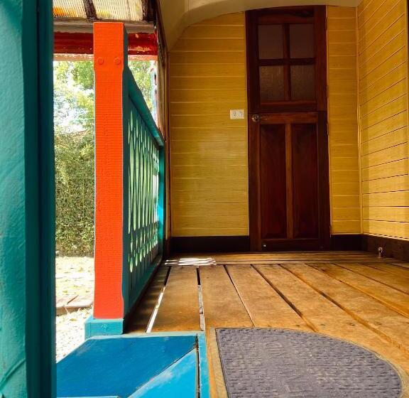 مبيت وإفطار Casa Grimaldo