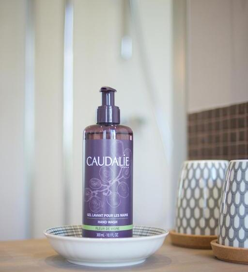 تختخواب و صبحانه Clos 1906