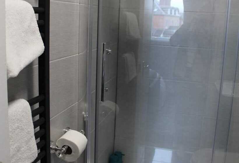 민박 Copper Beech House