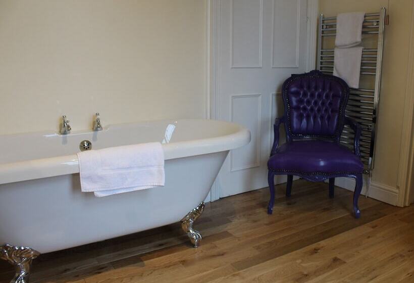 민박 Copper Beech House