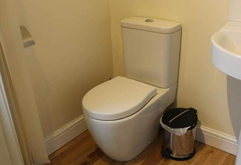 민박 Copper Beech House