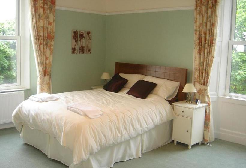 ベッドアンドブレックファースト Croft Hill Guest House